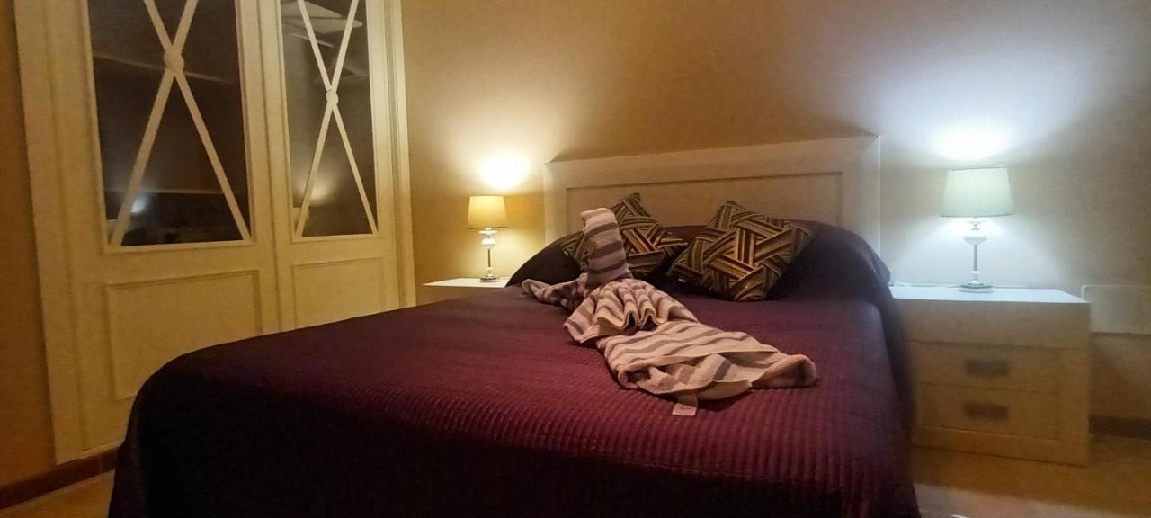 Beautiful, Spacious Villa, Heated Pool, Sleeps Eight, With Quality Furnishings カレタ・デ・フステ エクステリア 写真