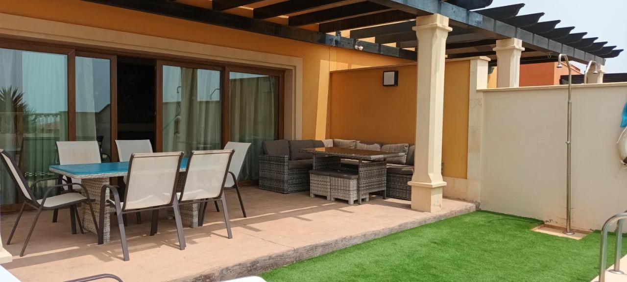 Beautiful, Spacious Villa, Heated Pool, Sleeps Eight, With Quality Furnishings カレタ・デ・フステ エクステリア 写真
